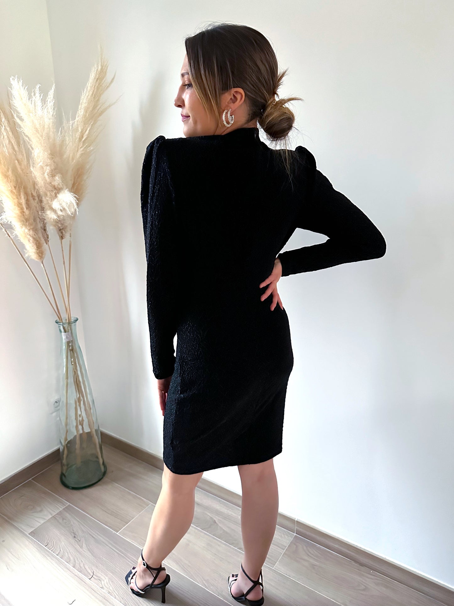 Robe noire liseré pailleté ATHEA