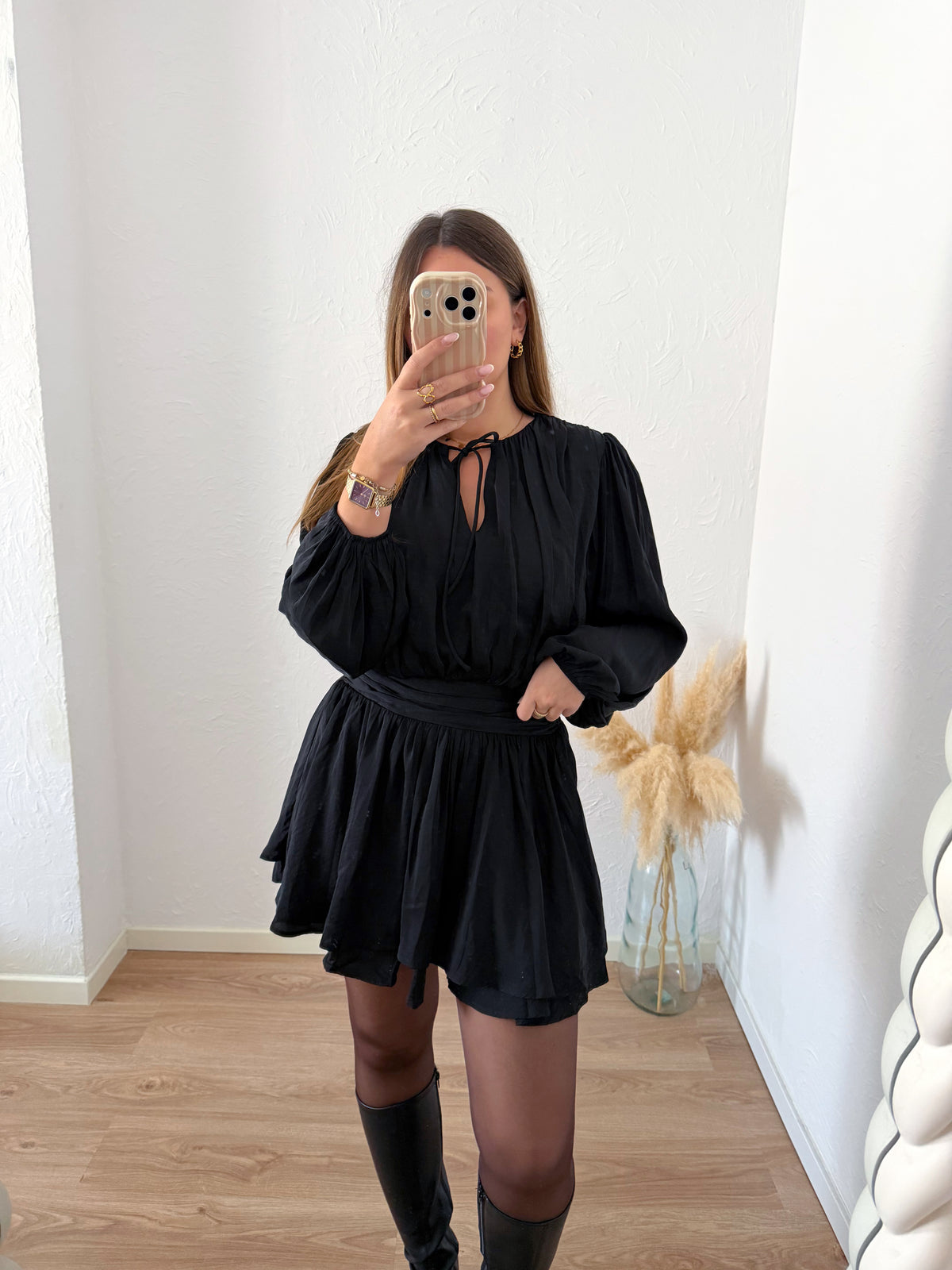Robe noire LISON