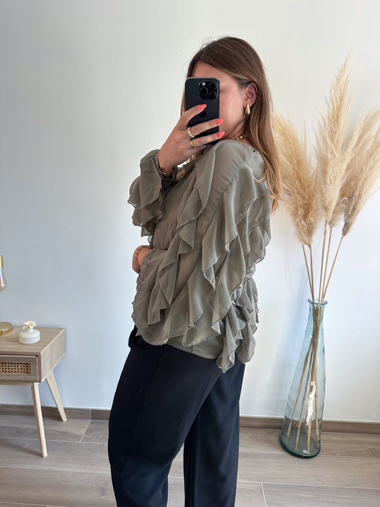 Blouse à volants kaki JENNY
