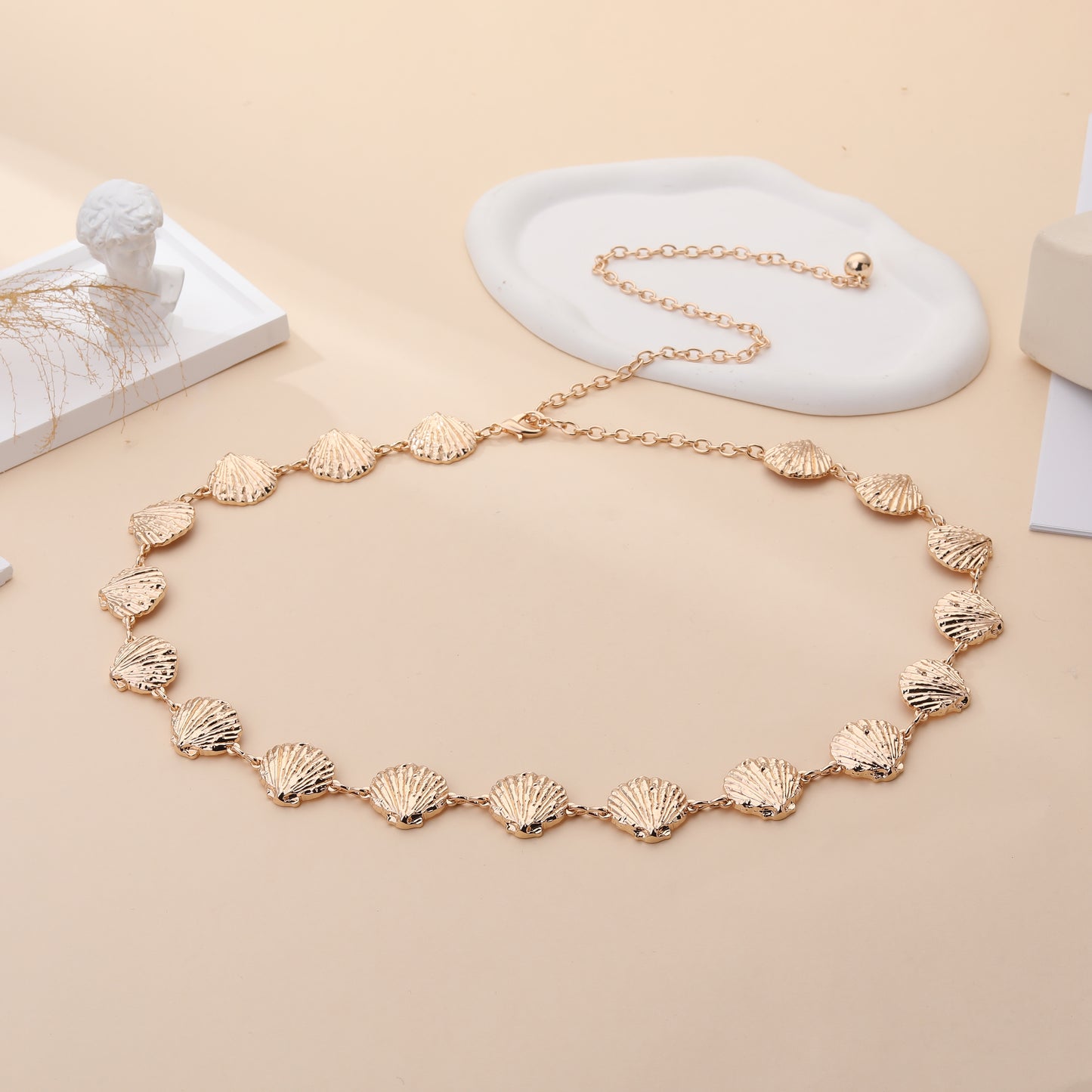 Ceinture dorée coquillages