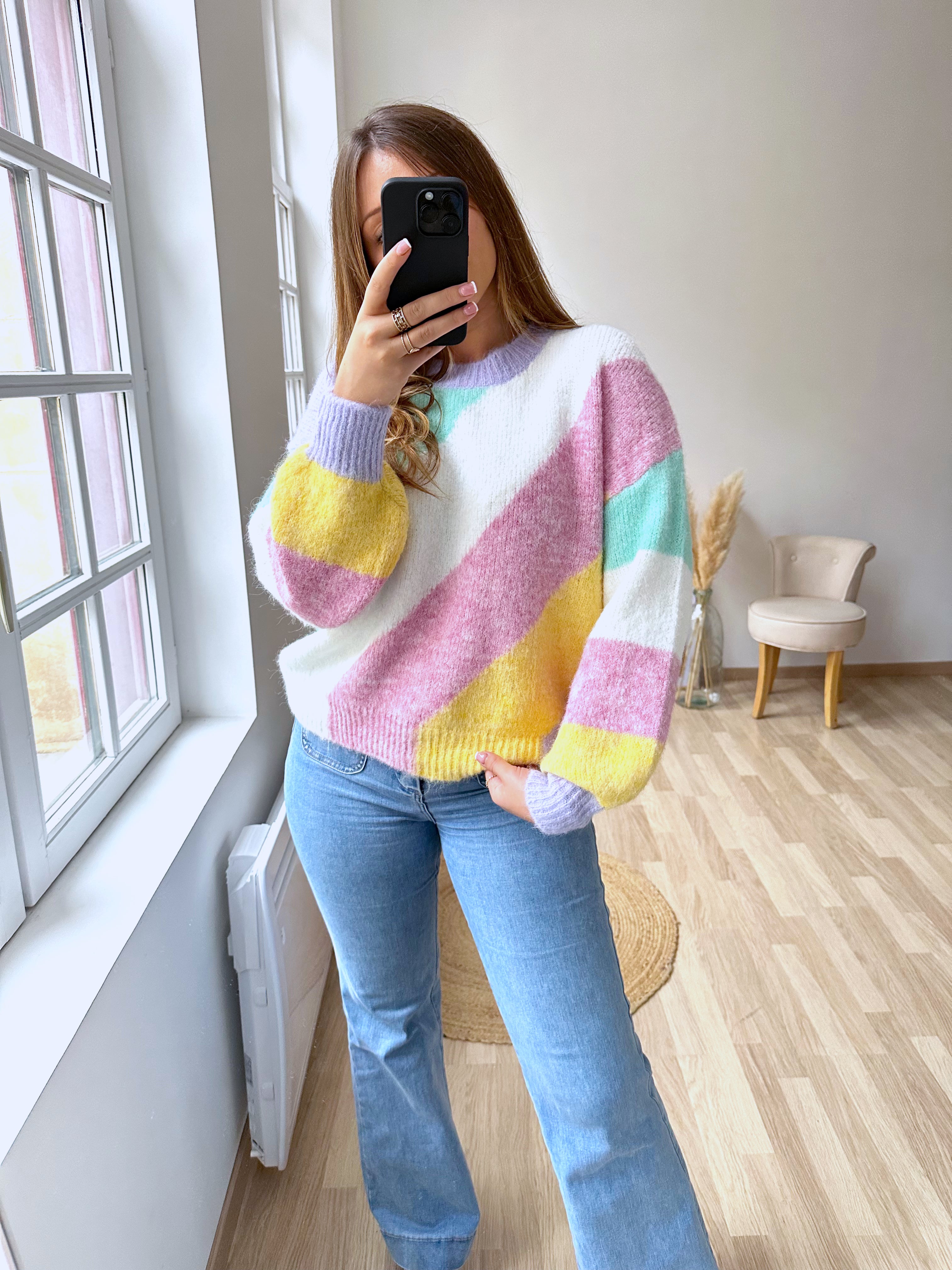 Pastel 2025 color sweater