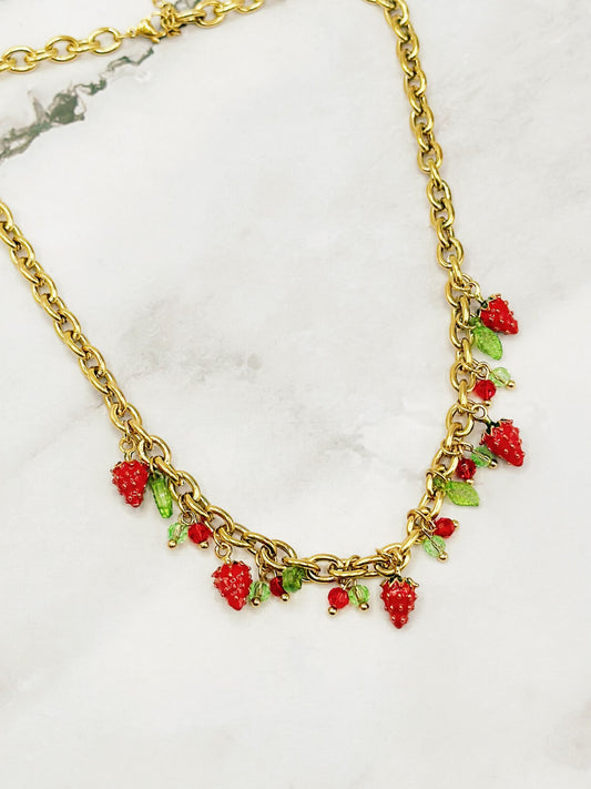 Collier doré charms fraises