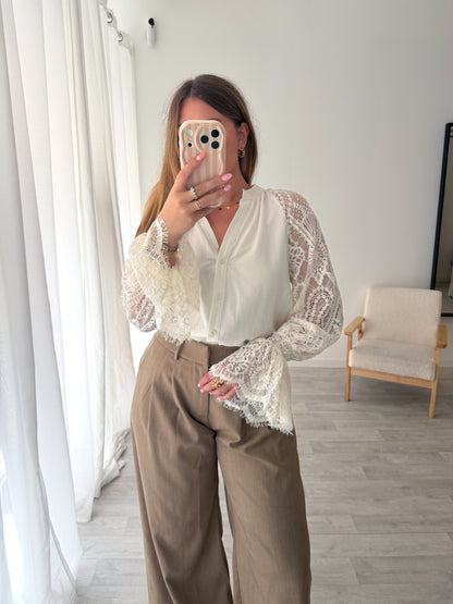 Blouse dentelle écru OLGA