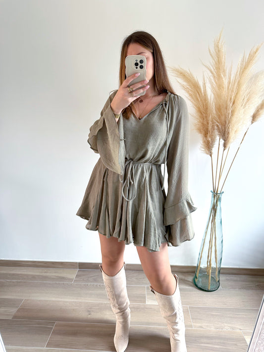 Robe kaki AVA