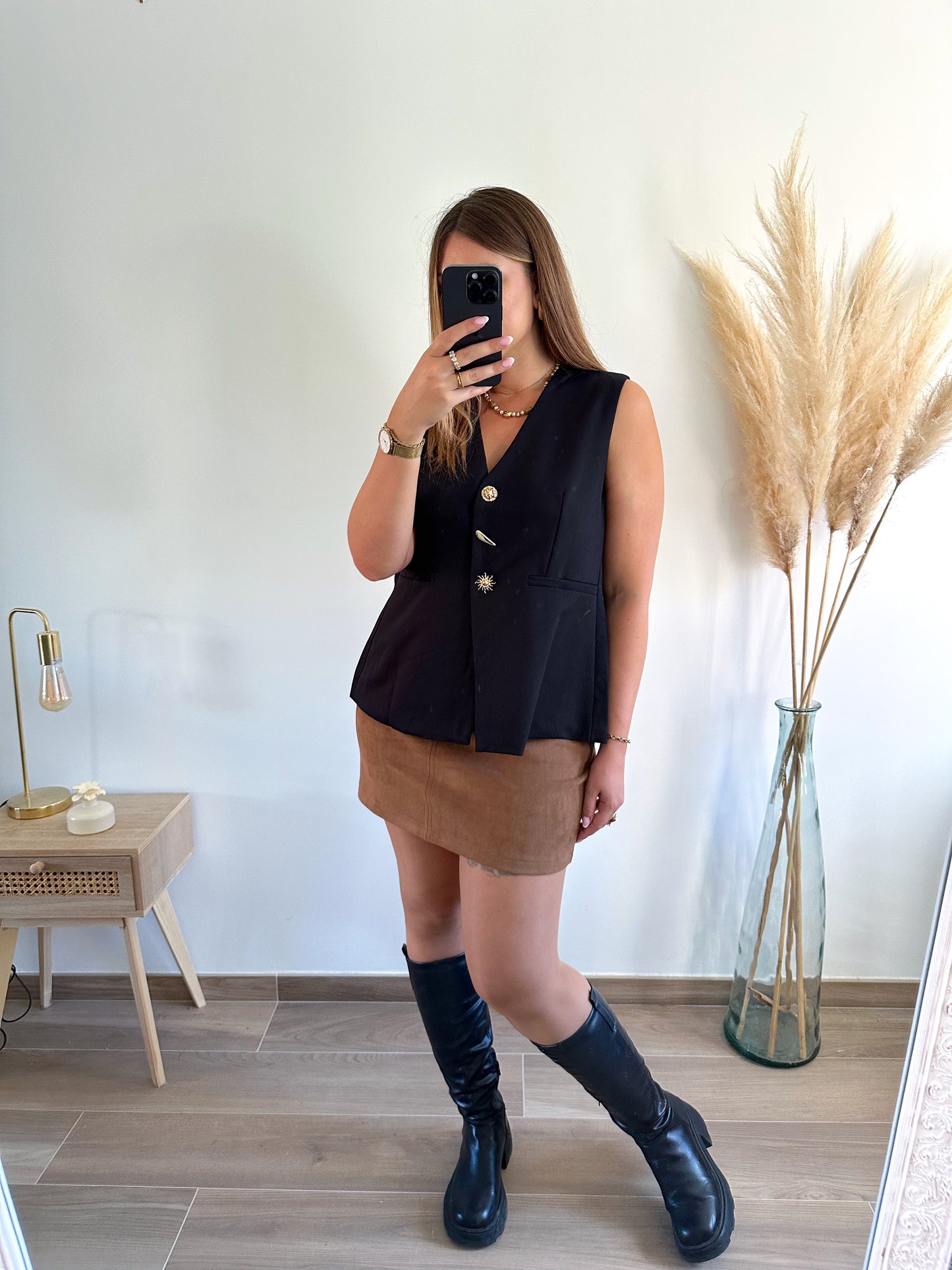 Top noir boutonnée LIVIA