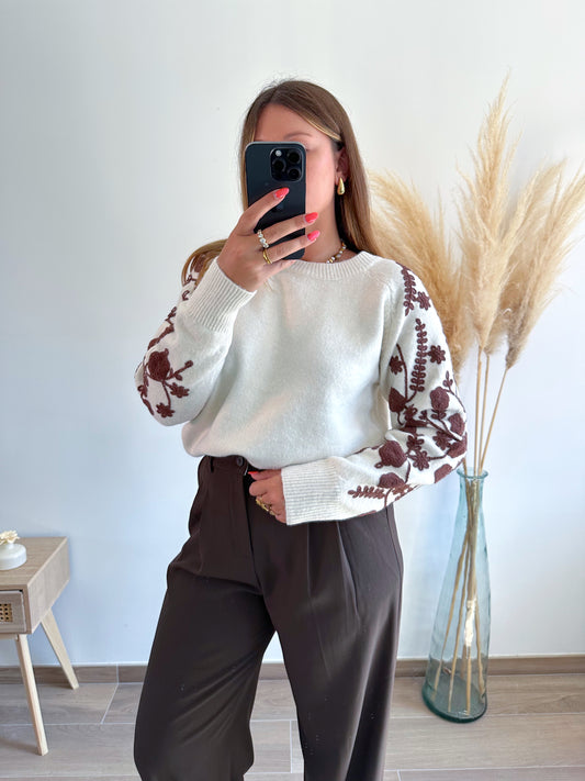 Pull écru brodé AURORE
