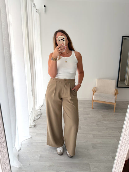 Pantalon beige ISIA
