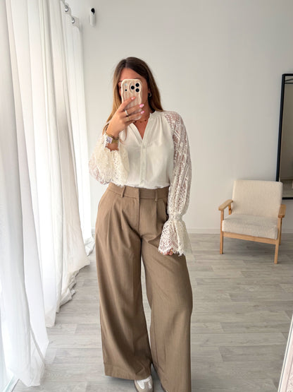 Blouse dentelle écru OLGA