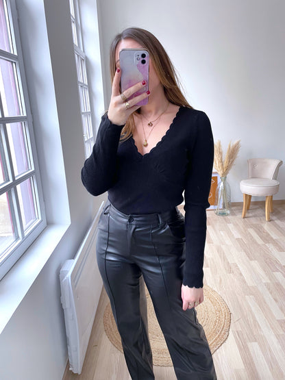 Pull fin noir SANTORIN