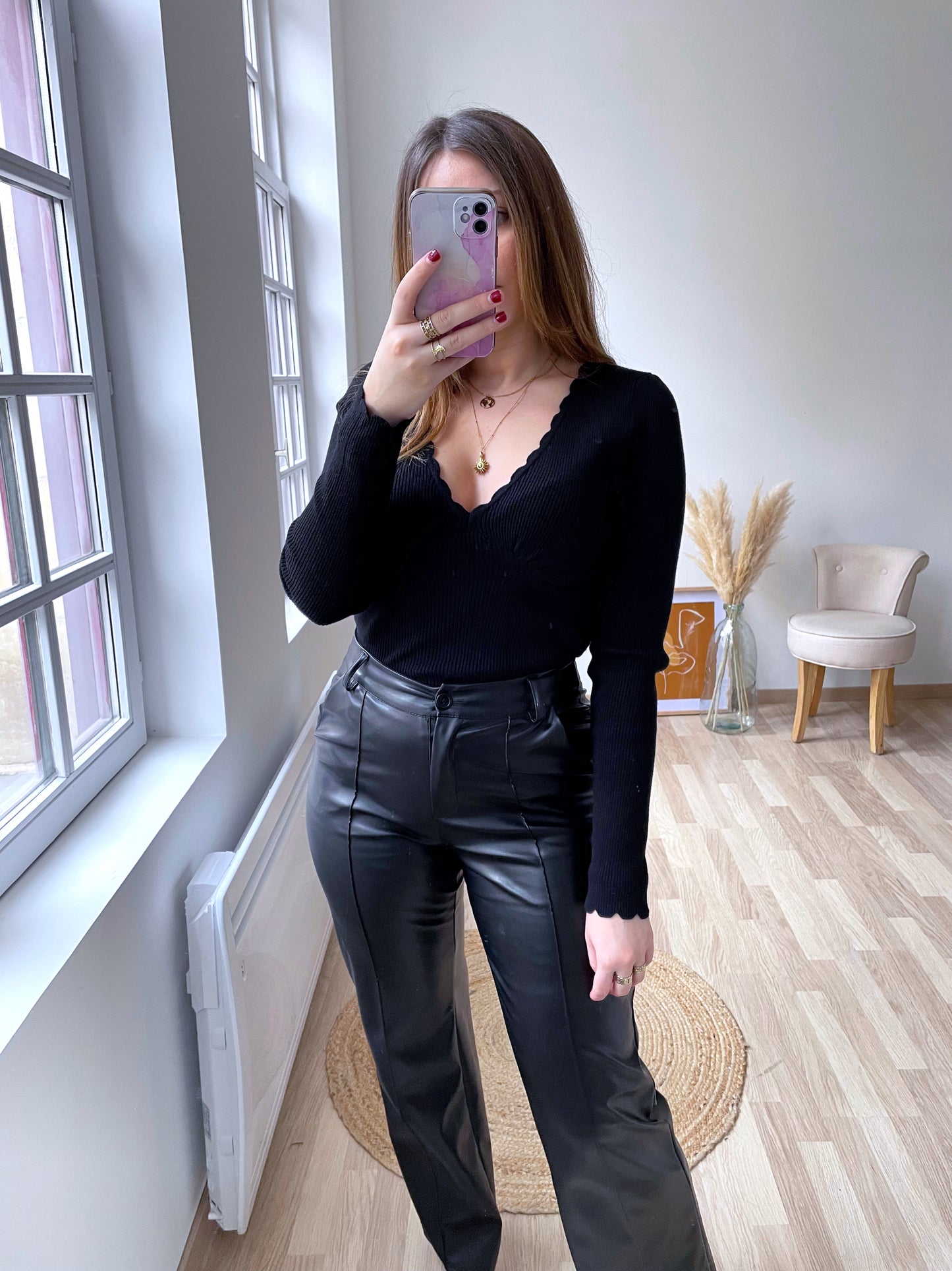 Pull fin noir SANTORIN