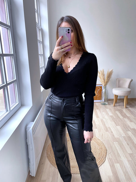 Pull fin noir SANTORIN